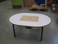 Table ovale avec bac